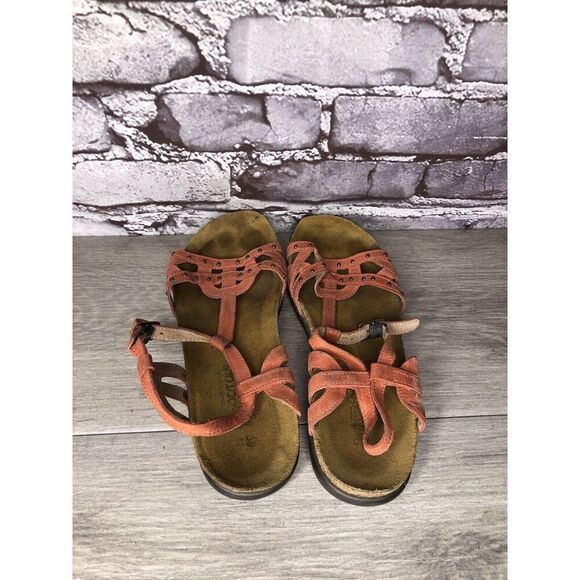 Naot Coral Pink Leather Stud Ankle Strap Casual Sandals Women’s Sz 38EU/7.5M US - Picture 5 of 14